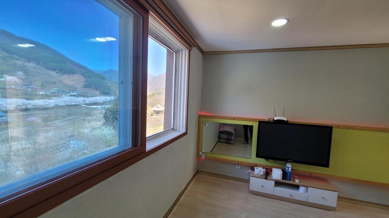 Rg Pension Hadong Exterior foto