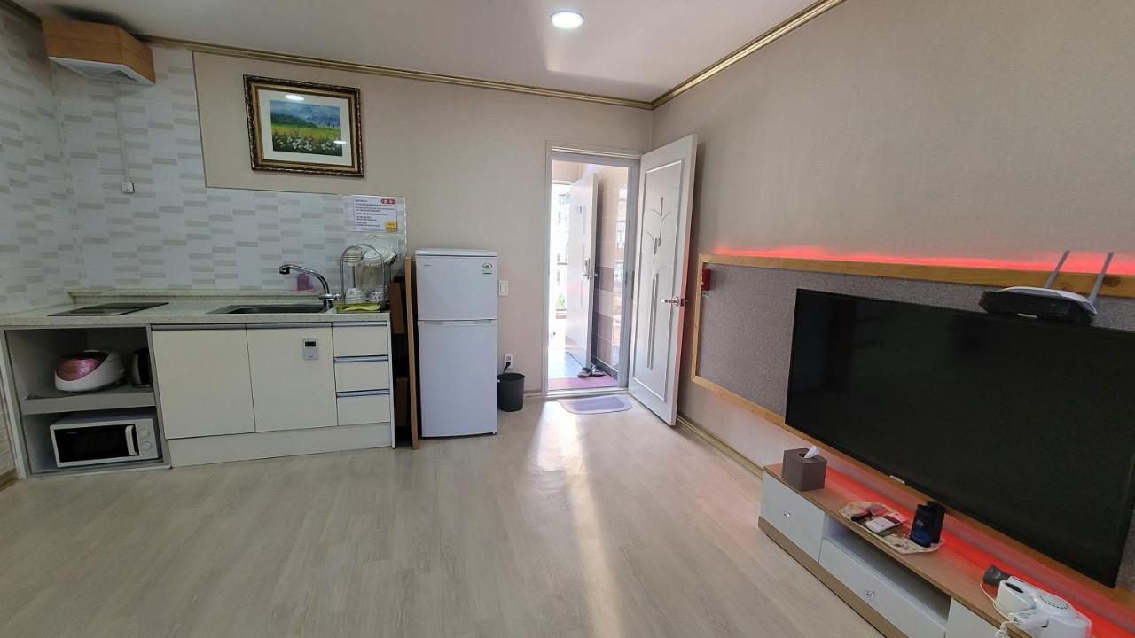 Rg Pension Hadong Exterior foto