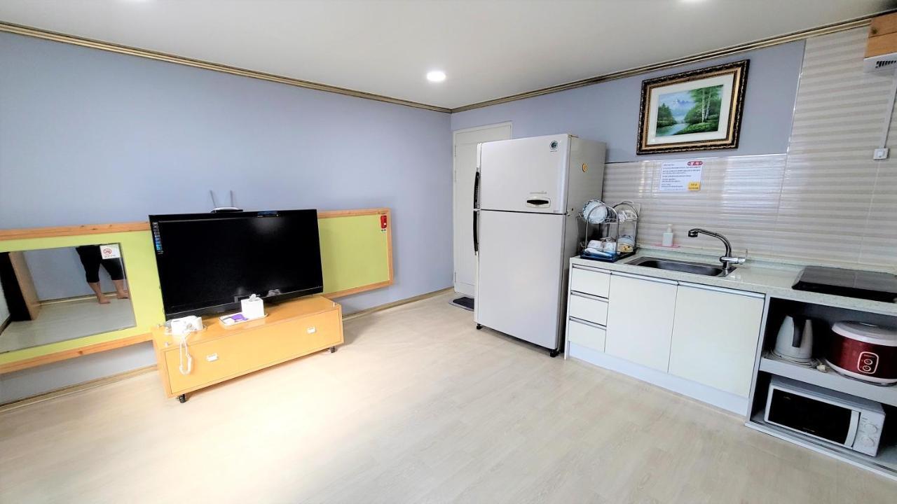 Rg Pension Hadong Exterior foto